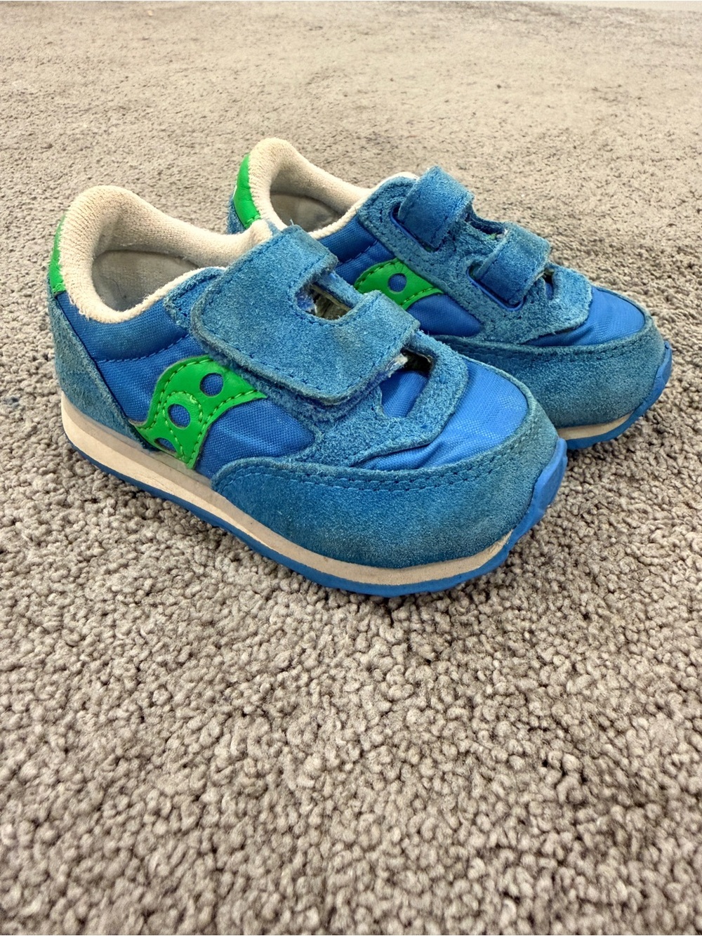 Saucony Jazz Low Pro Velcro Sneakers (4.5M)